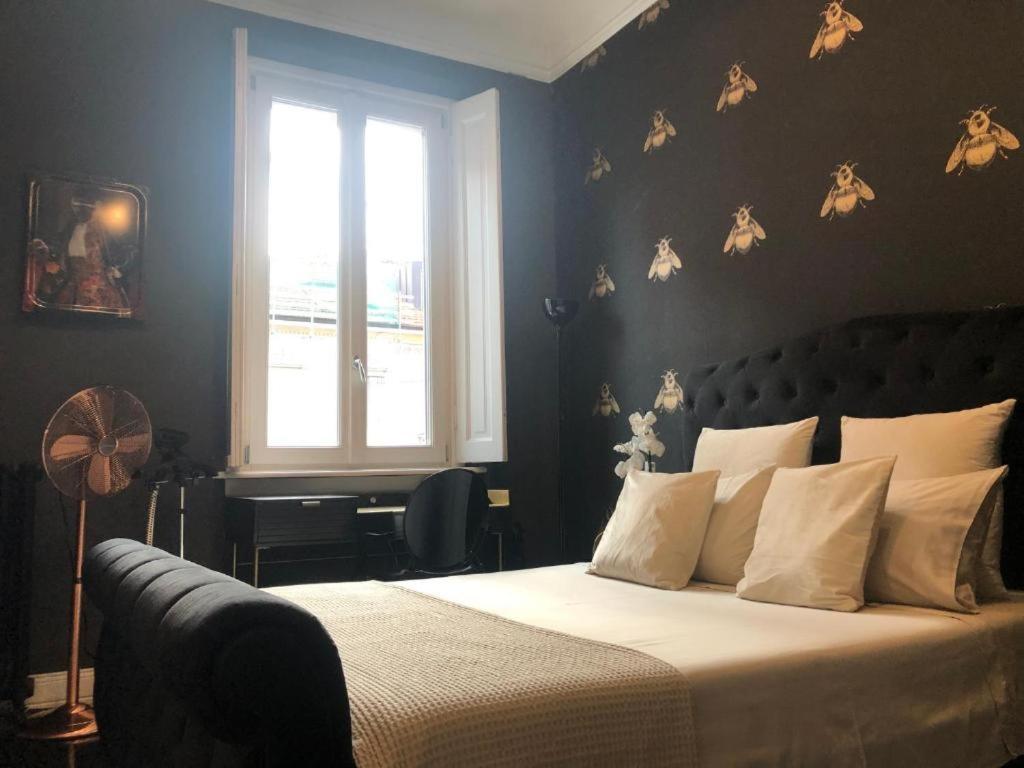 Lippi 42 Single Room's In With Garden Affittacamere *