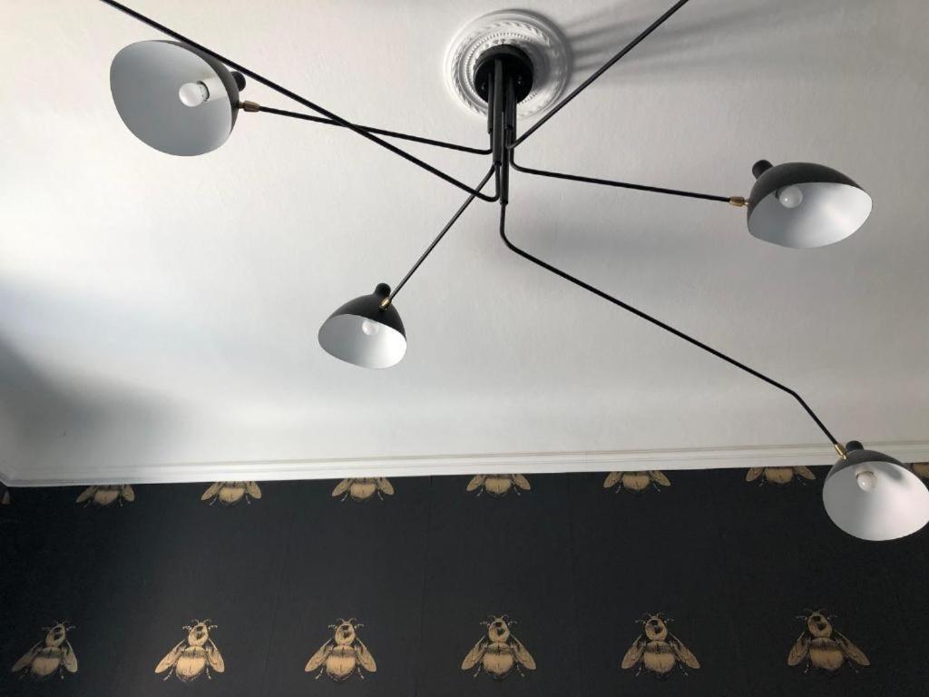 Lippi 42 Single Room's In With Garden Milano