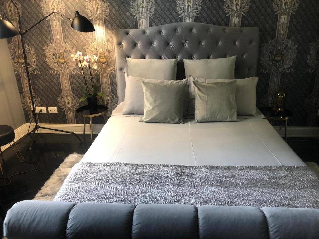 Lippi 42 Single Room's In With Garden Affittacamere